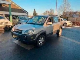 ② hyundai tucson 2.0 crdi 4x4 automaat — hyundai — 2ememain