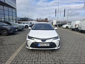 1.8 hybrid comfort tech e-cvt téligumiszettel