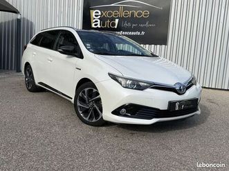 toyota auris touring sports hsd 136h salomon