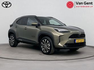 toyota yaris cross - 1.5 hybrid 115 first edition | dodehoek detectie | stoel-/stuurverwarming | parkeersensore