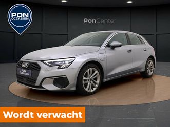 audi a3 sportback 40 tfsie | carplay | camera | parkeerhulp | elek. achterklep | full led | 17'' |
