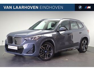 bmw ix1 - xdrive30 m sport / sportstoelen / m adaptief onderstel / achteruitrijcamera / stoelverarmi