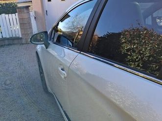 totota avensis salomon