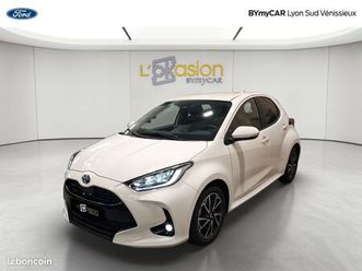 toyota yaris hybride 116h design