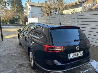 volkswagen passat alltrack 2.0 tdi bmt scr 4mot.alltr.con.avt.176kw