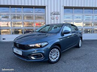 fiat tipo - 1.6 multijet 130 ch - 4p - berline, bleu, 7 cv, 4 portes - 2025