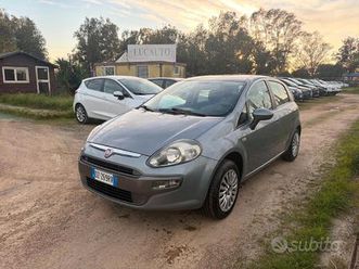 fiat punto evo 1.2 anno 2009 150.000 km
