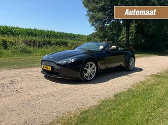 aston martin v8 vantage roadster