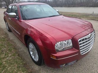 used 2010 chrysler 300 touring/signature/executive series