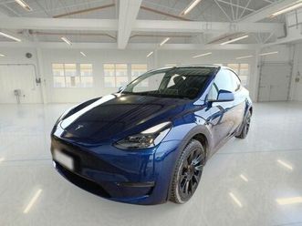 tesla model y 75 kwh dual motor long range 4wd aut. suv