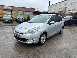 renault scenic 2010