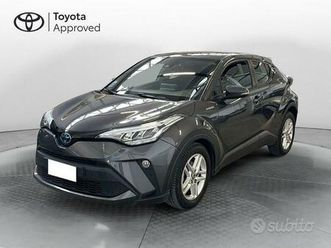 toyota c-hr 1.8h (122cv) e-cvt active