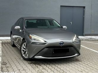 toyota mirai luxury