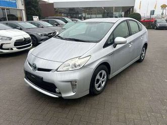 prius phev 1.8i vvt-i active lounge