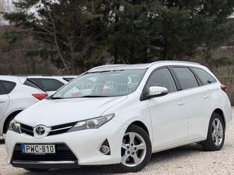 toyota auris touring sports 2.0 d-4d active // friss műszaki vizsga