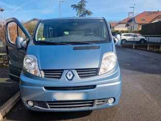 vend renault trafic passenger 8 places