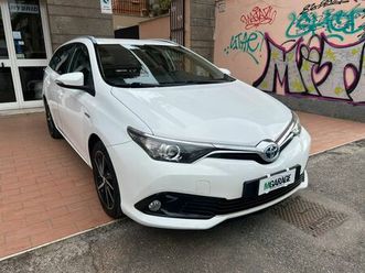 toyota auris touring sports 1.8 hybrid lounge