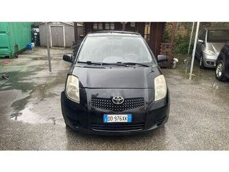 toyota yaris 1.4 d-4d 5 porte sol m-mt