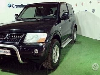 pajero (2000-2007) pajero 3.2 16v di-d 3p. glx