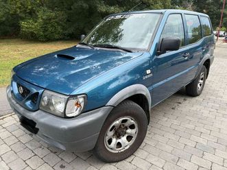 nissan terrano 2.7 tdi luxe