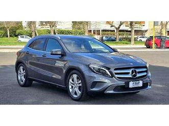 d (cdi) premium 4matic 170cv auto uniprò