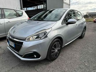peugeot 208 puretech 82 5 porte active
