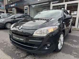 sw 1.9 dci dynamique airco jante semi cuir carnet