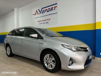 toyota auris touring sports 1.8 hsd active