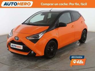 toyota aygo 1.0 x-play
