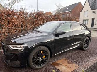 complete black editon etron q8 50