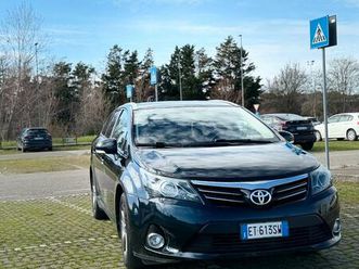 toyota avensis 2014