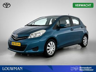 toyota yaris 1.3 vvt-i aspiration | dealer onderhouden | trekhaak | airco |