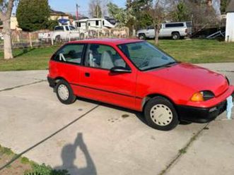 1992 geo metro hatchback