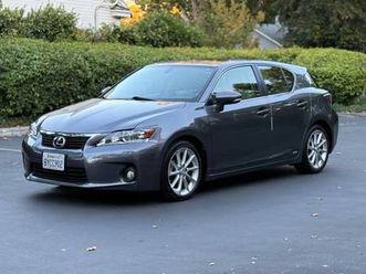 2013 lexus ct200 hybrid - 95000 miles