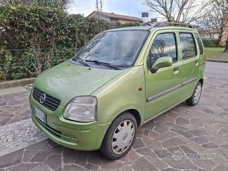 opel agila 2001