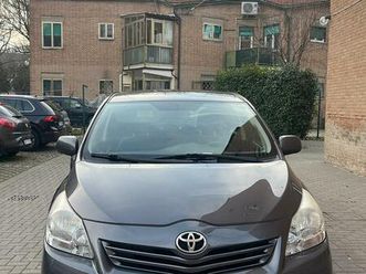 toyota verso 7 posti 327 000 4759