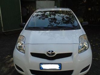 yaris '11 euro5 96000 km unipro ok neop