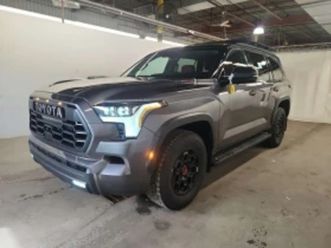 toyota sequoia * trd off road * подгреви* обдухвания* 360 камера*