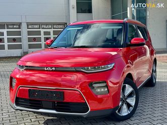 kia e-soul platinum max 150 kw bat 64kwh - odpočet dph za 24 500 €