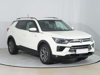 1.5 t-gdi (120 kw) / 4x4 / 27 205 km / benzín / automat / automaticka klimatizacia, 1.5 t-gdi