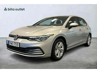 volkswagen golf 1.5 tsi base 150hk / sensorer gps carplay ambient light