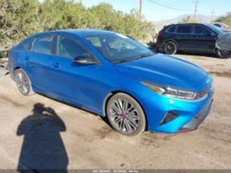 kia forte 1.6l gt ≫ 2022 • 11 200 eur • id