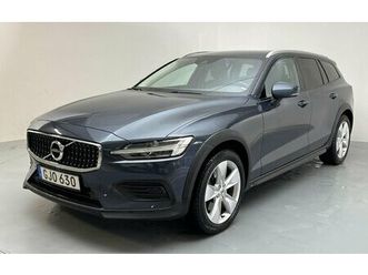 volvo v60 b4 cross country awd mildhybrid, diesel