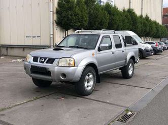 2.5 turbo di navara 4x4