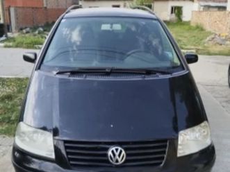 vw touran ≫ 2003 • 2 400 eur • id
