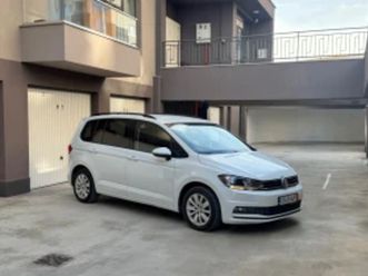 vw touran 2.0tdi/dsg ≫ 2019 • 13 845 eur • id