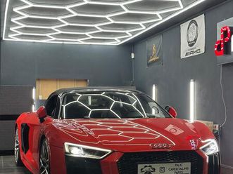 akcija!! audi r8 v10 quattro spyder, virt, black edit.,kamera,b&q,20”, 2017 god.