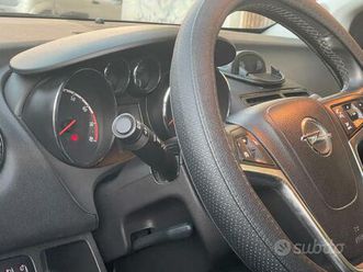 opel meriva b 2012 1.4 benzina 100.000 km