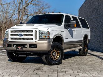 2005 ford excursion 137