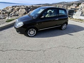 lancia y, automatik, platinum oprema